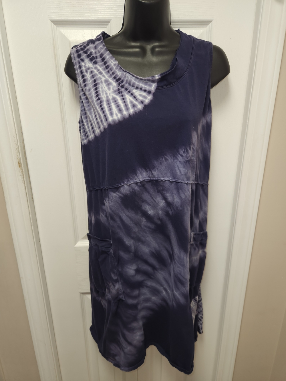 🍉Neon Buddha Navy & White Tie-Dye Sleeveless Dress.
